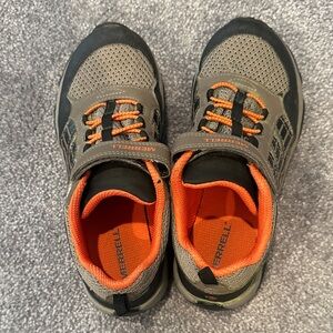 Merrell Kids' Sneakers in Charcoal and Tangerine